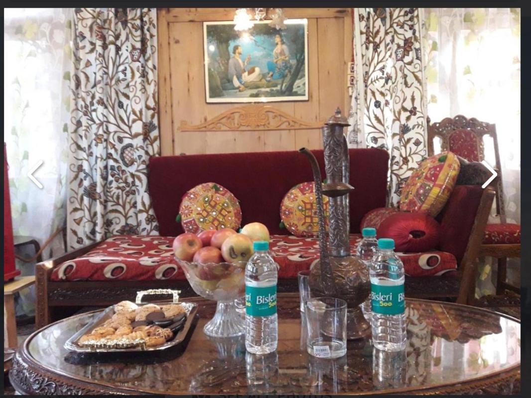 New Minar Group Of Houseboats Hotel Srinagar  Luaran gambar