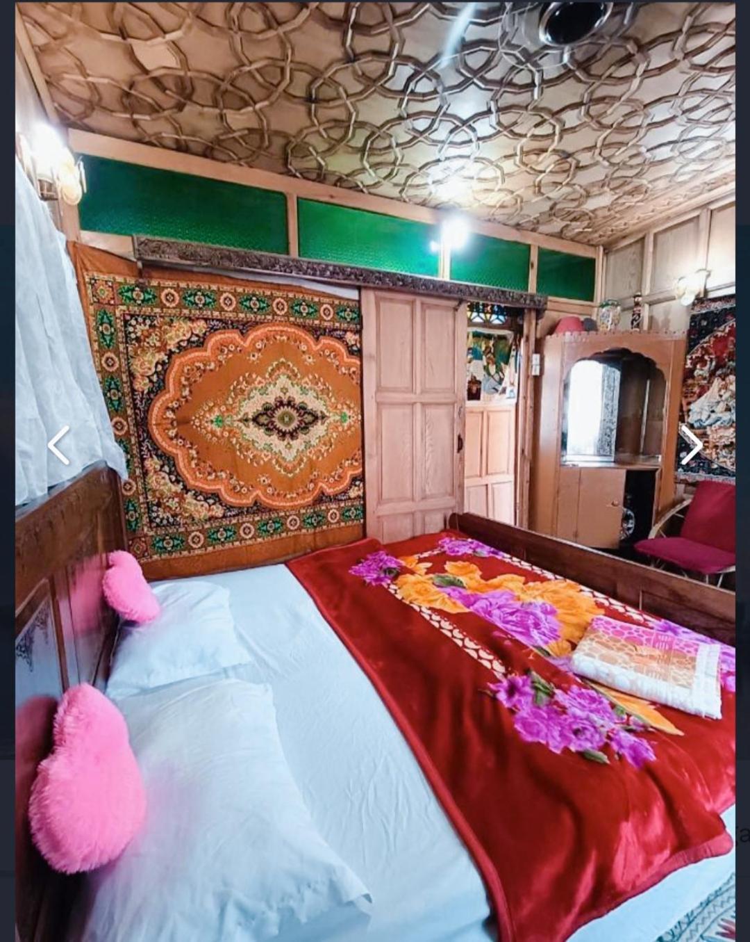 New Minar Group Of Houseboats Hotel Srinagar  Luaran gambar