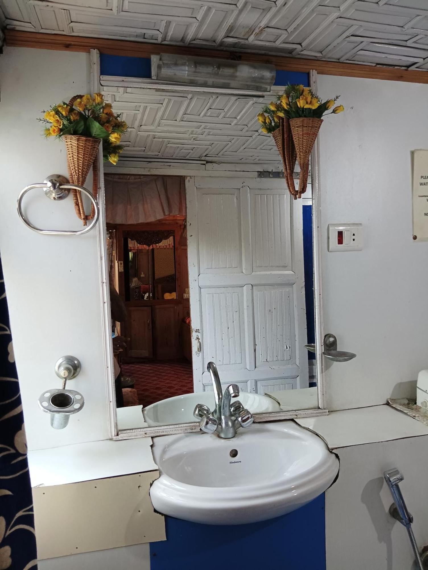 New Minar Group Of Houseboats Hotel Srinagar  Luaran gambar