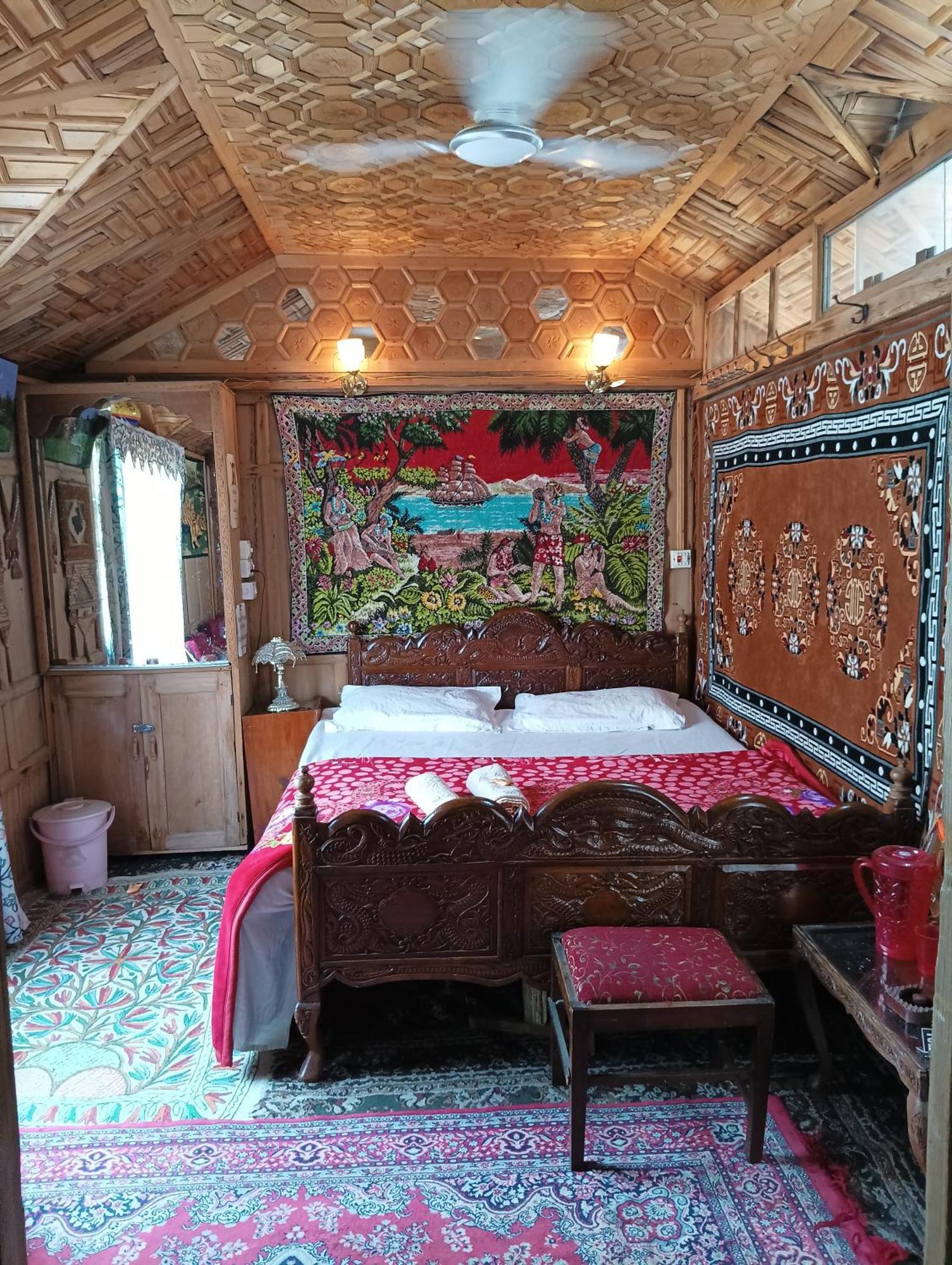 New Minar Group Of Houseboats Hotel Srinagar  Luaran gambar